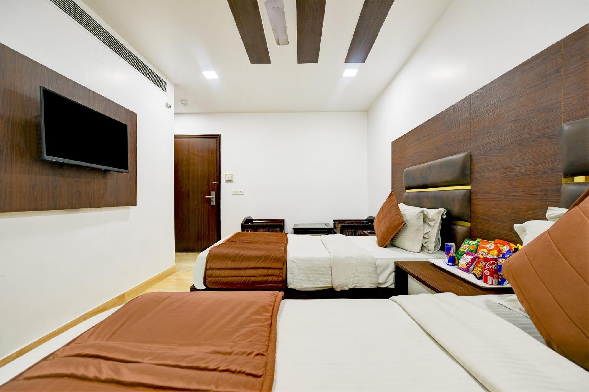 Staybook South Delhi นิวเดลี ภายนอก รูปภาพ