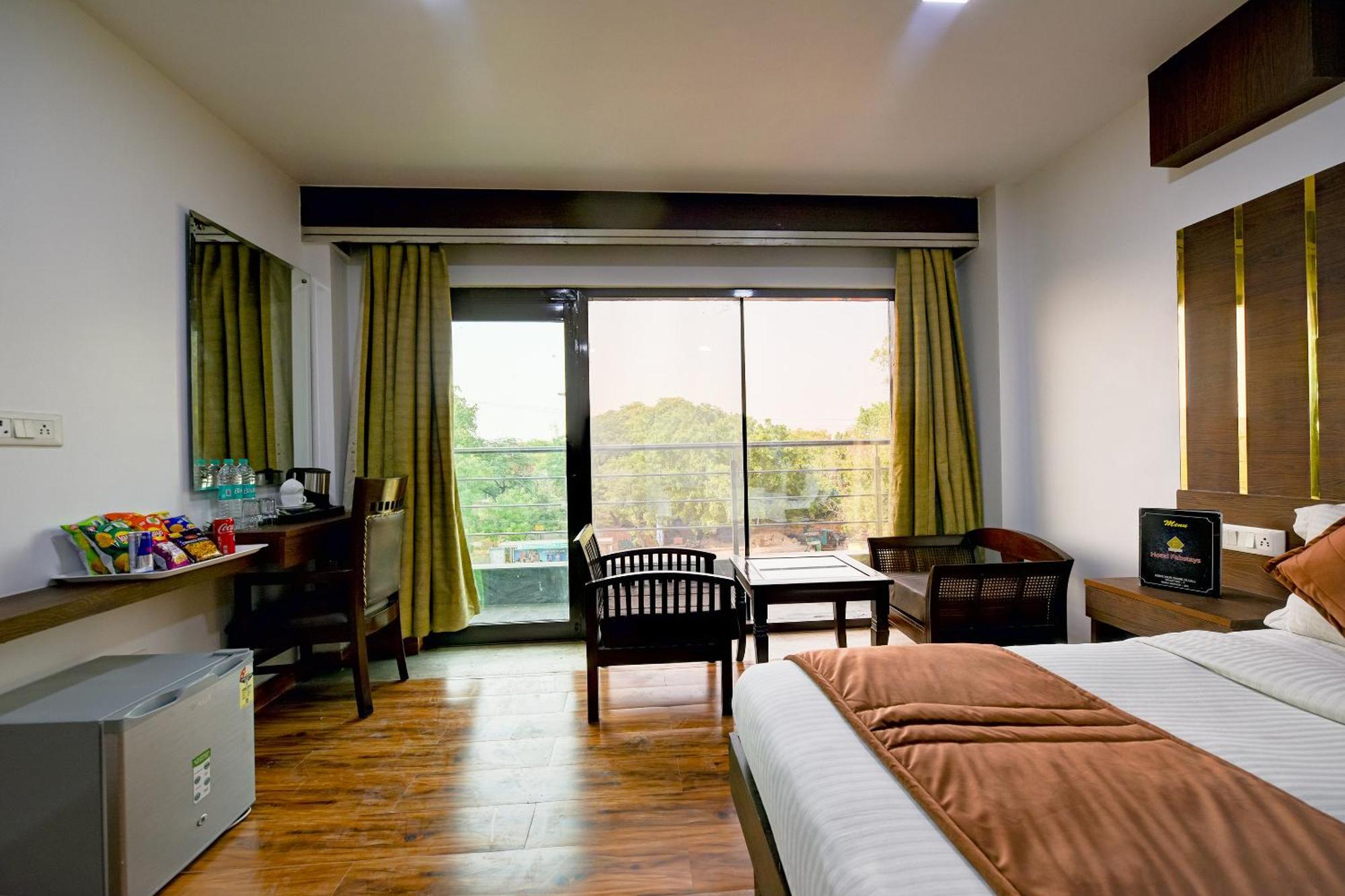 Staybook South Delhi นิวเดลี ภายนอก รูปภาพ