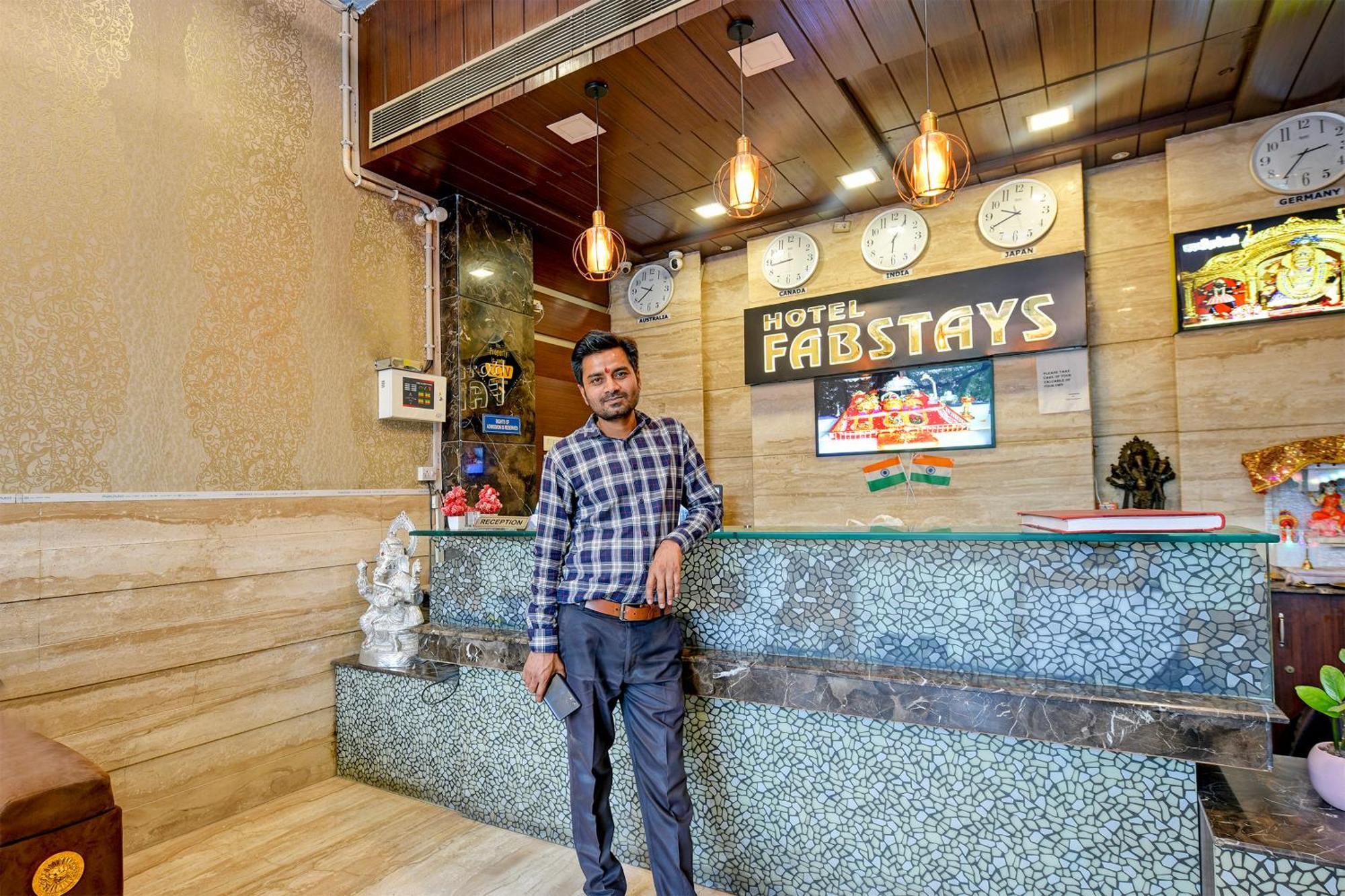 Staybook South Delhi นิวเดลี ภายนอก รูปภาพ