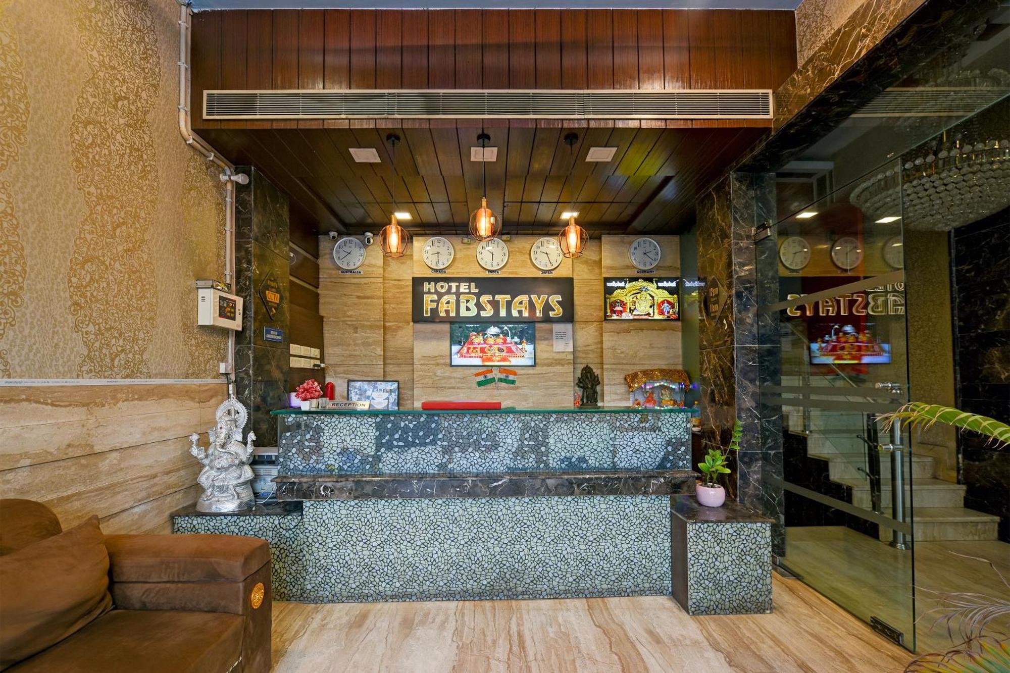 Staybook South Delhi นิวเดลี ภายนอก รูปภาพ