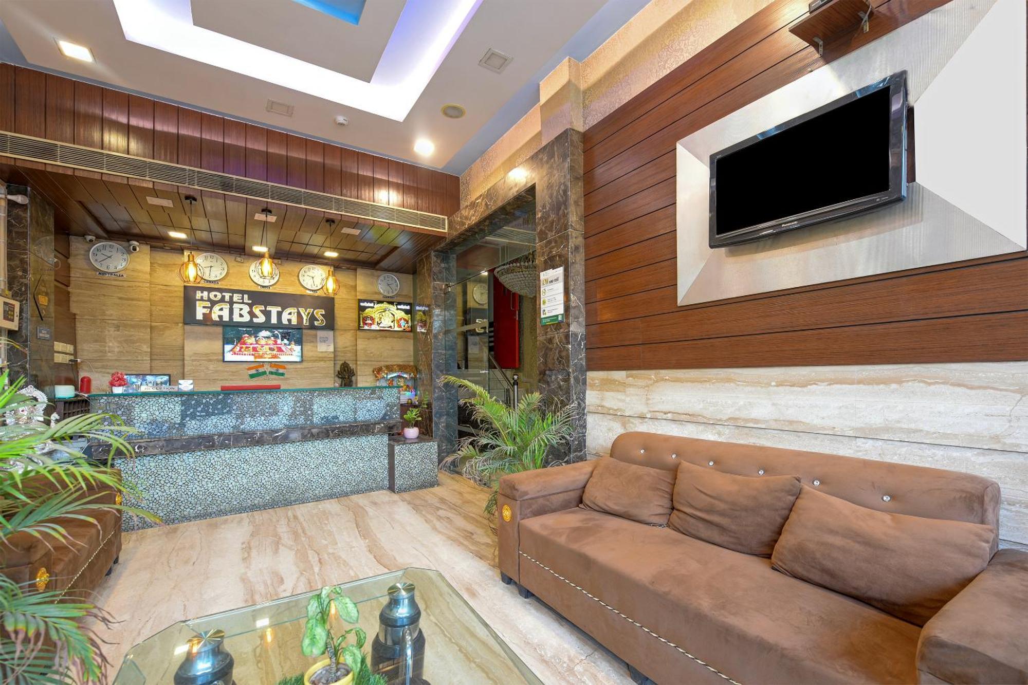 Staybook South Delhi นิวเดลี ภายนอก รูปภาพ
